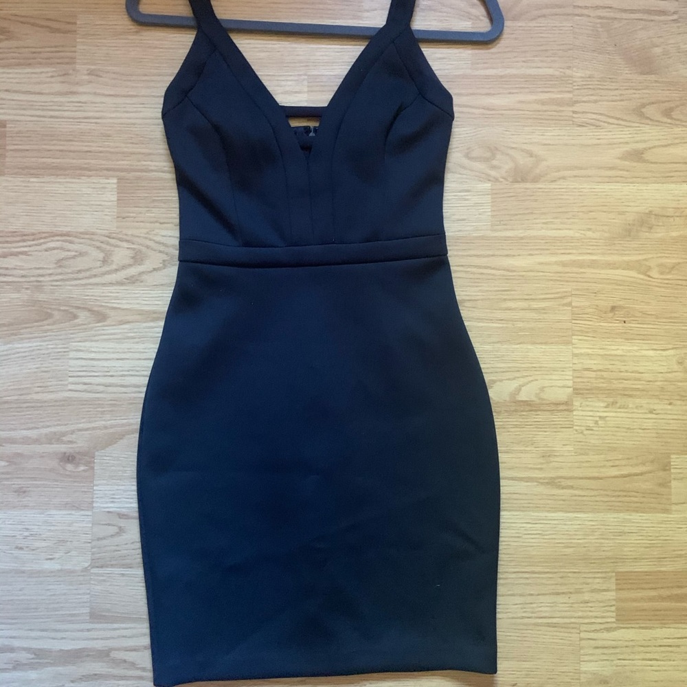 Guess mini black dress